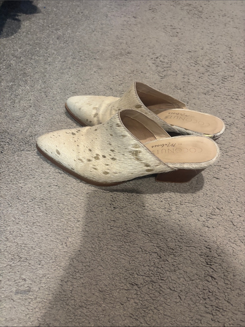 Coconuts by Matisse Ivory Speckled Haircalf Mule